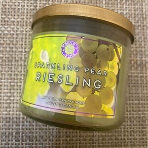 Bath & Body Works Sparkling Pear Riesling Candle new retired